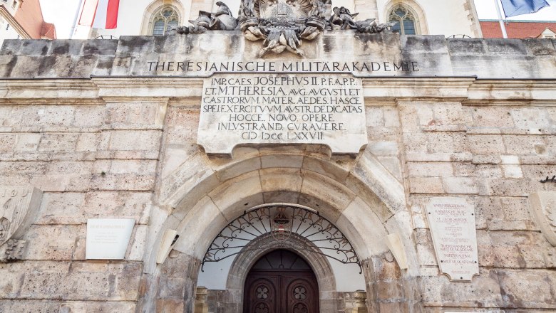 in der Georgskathedrale liegt Kaiser Maximilian I. begraben, © Stadt Wiener Neustadt/Michael Weller 
