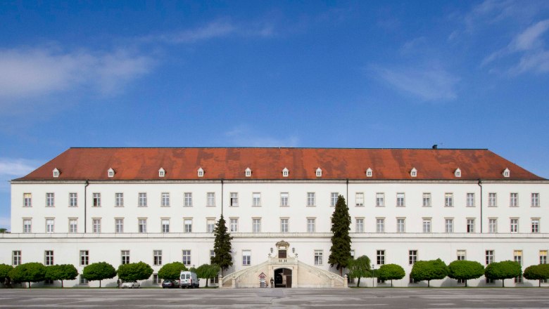 Hier wird exerziert und ausgemustert, © Stadt Wiener Neustadt/Michael Weller