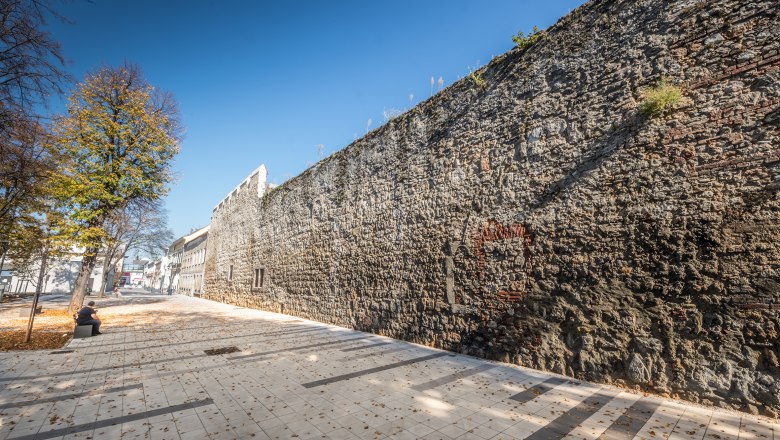 városfal, © Foto Tschank