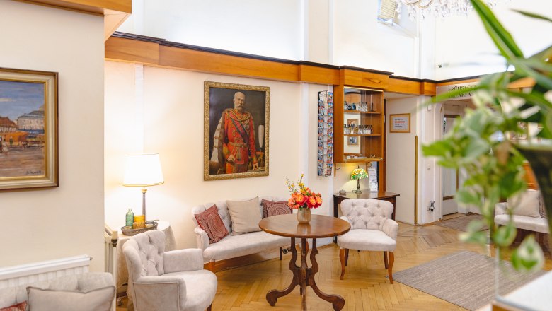 Lobby im Hotel Zentral, &copy; Busy Shutters