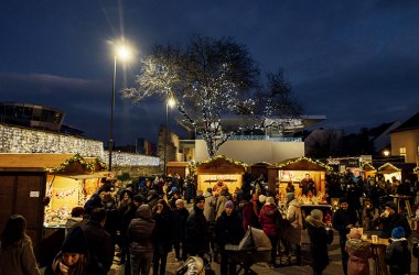 Die weihnachtliche Atmosphäre im Bürgermeistergarten, © Red Bull Mediahouse