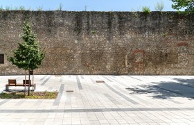 Stadtmauer, © Wiener Alpen/ Schubert
